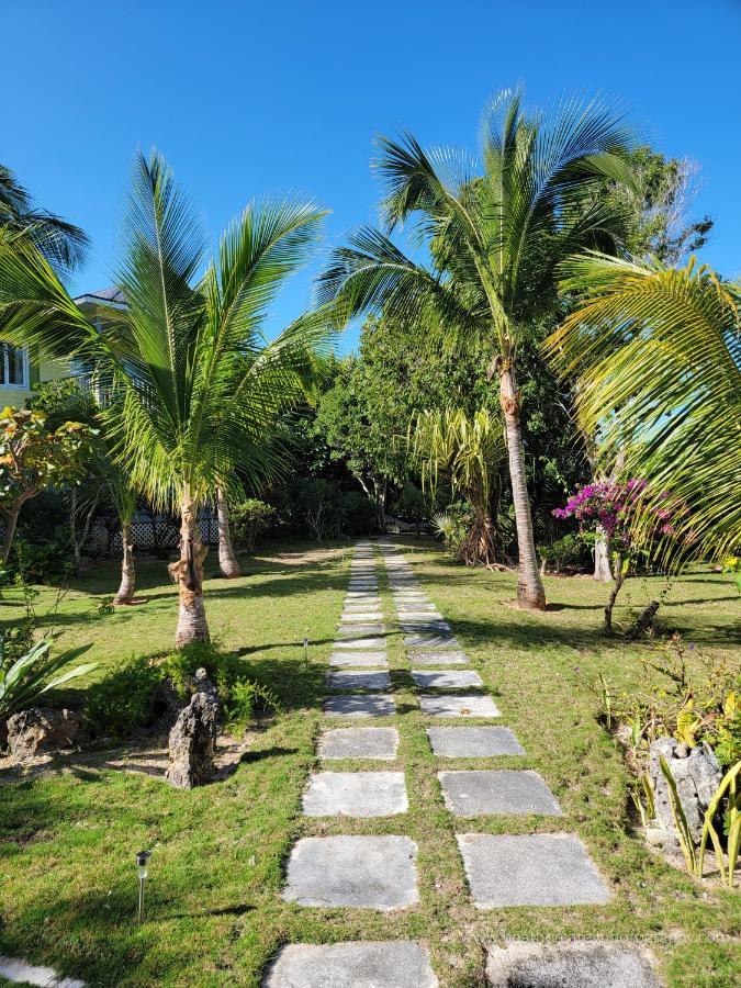 Pineapple Fields Aparthotel Governor's Harbour Exterior foto